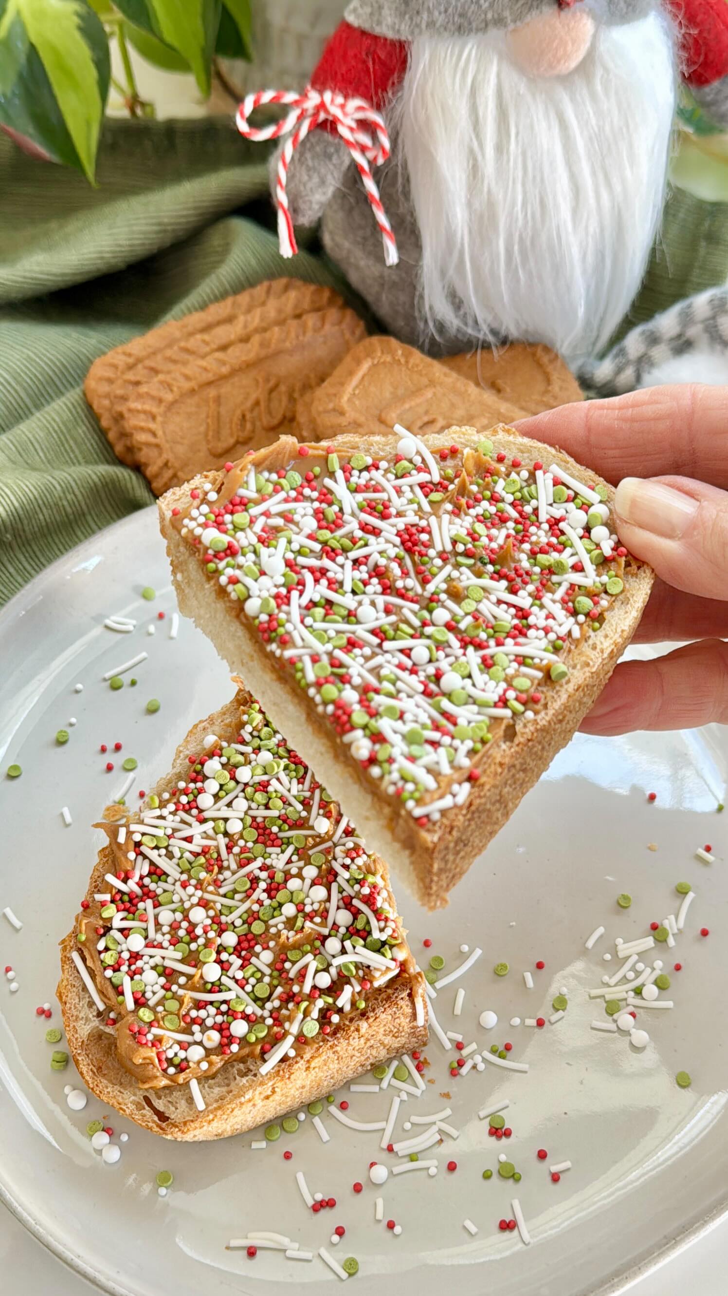 Christmas edition FAIRY TOAST 🎄
.
...or Fairy bread...call it what you like, but I’ll call it a “Christmas party in your mouth!”
.
A traditional children’s party food in Australia & New Zealand made with white bread, salted butter & rainbow sprinkles. If you’re a fan of the TV show “BLUEY” - you’ve seen the cartoon cast of blue heelers enjoying it on occasion. (LOVE that show! 💙)
.
I had to try it out on a thick piece of sourdough, Biscoff cookie butter & Christmas sprinkles.
.
Festive flavors, lots of texture & so very fun! Next time my grandkids are over, I’ll pull out all the sprinkles & let them make their own version & I’m sure we’ll have sprinkles EVERYWHERE! 🤣
.
Have you made or enjoyed Fairy Toast before? Hit me up with your favorite way to enjoy in the comments!

@lotusbiscoffus @gosupernatural @harmonsgrocery