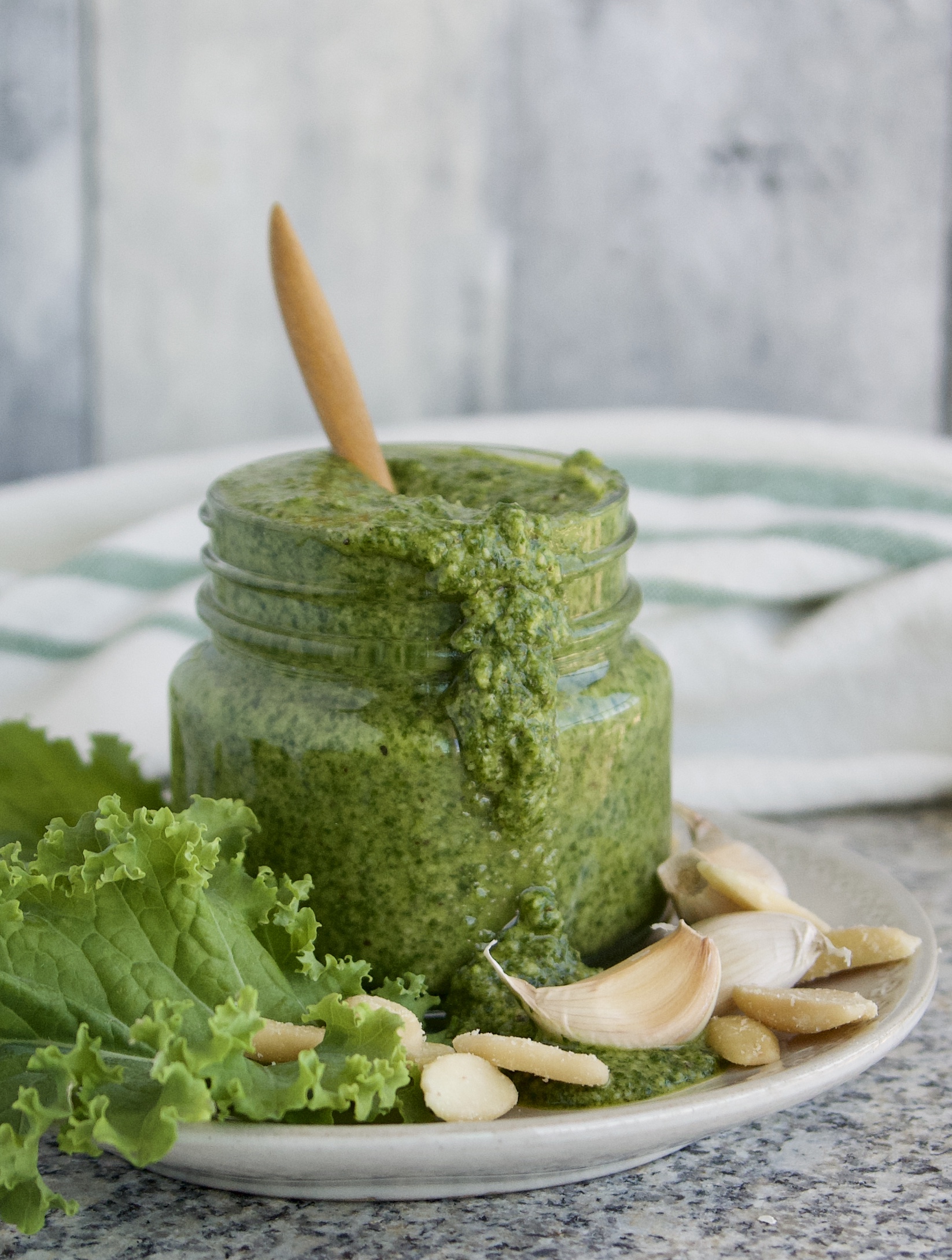 dairy free kale pesto