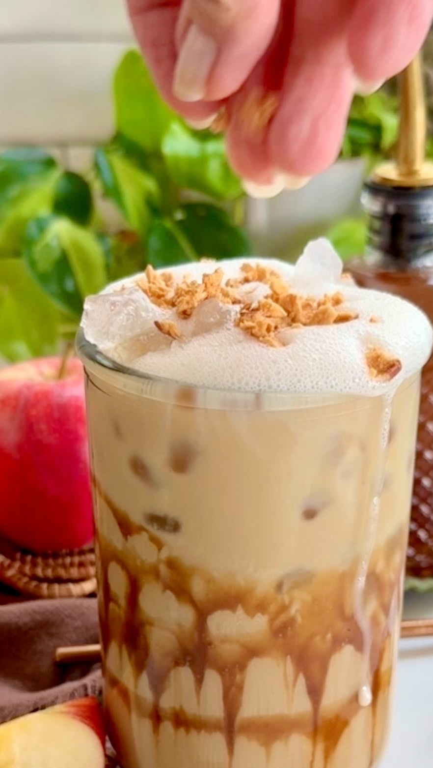 It’s National Coffee Day & this one deserves the spotlight. ☕🍎
.
Apple Spice Latte - the KISS of FALL your taste buds are craving!

🍎 5 minutes, zero barista skills, & genuinely the fall drink of your dreams +  fun caramel swirl & frothy top

Comment RECIPE and I’ll send the details straight to your DMs!

https://backporchpaleo.com/2026/09/29/apple-spice-latte-paleo-dairy-free/

@caffeibisroasters @baresnacks 

#backporchpaleo #nationalcoffeeday #applespacelatte #apple #dairyfree