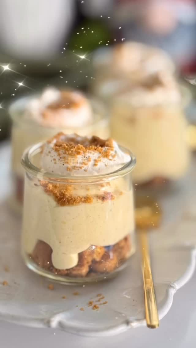 EGGNOG MOUSSE w/ GINGERBREAD crumble!
.
A tasty, holiday treat to serve at your holiday gatherings. TIP: make some in “to-go” cups—your guests will want to take one for the road after they taste this!
.
Subtly sweet with hints of rum paired w/ a crumbled gingerbread cookie. Your taste buds will be dancing like the Nutcracker himself!
.
Comment: RECIPE & the direct link to the recipe will arrive via a DM, otherwise find this one via the link in bio over at @foodsocial.io

https://foodsocial.io/recipe/eggnog-mousse/
@organicvalley @rusticbakery