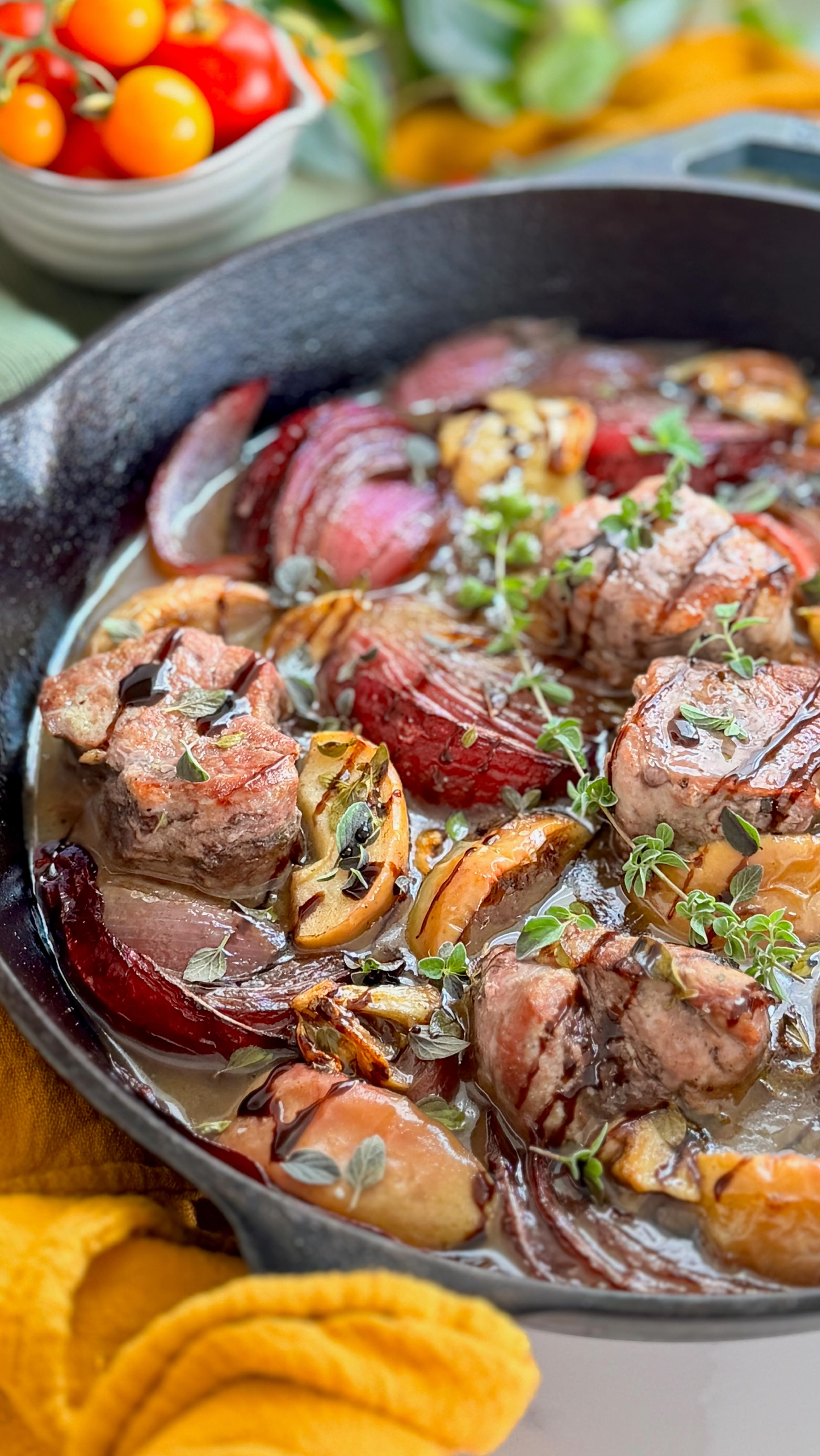HARVEST PORK MEDALLIONS - the one skillet meal, simmering with luscious Fall flavors! Juicy pork medallions paired with onion wedges & apples!
.
With a few minutes of prep, a quick sear on the stovetop then off to the oven...you can have this meal ready to go in no time!
.
Comment: FALL FOOD for a direct link with all the details or check out that link in bio!
@foodsocial.io @primalpalate @nostos_goods @amsalt.co @martinellisco @lodgecastiron 

#backporchpaleo #FoodSocial #FallRecipe #pork #apple #oneskilletmeal #easyrecipe #eatdelicious #nostosgoods