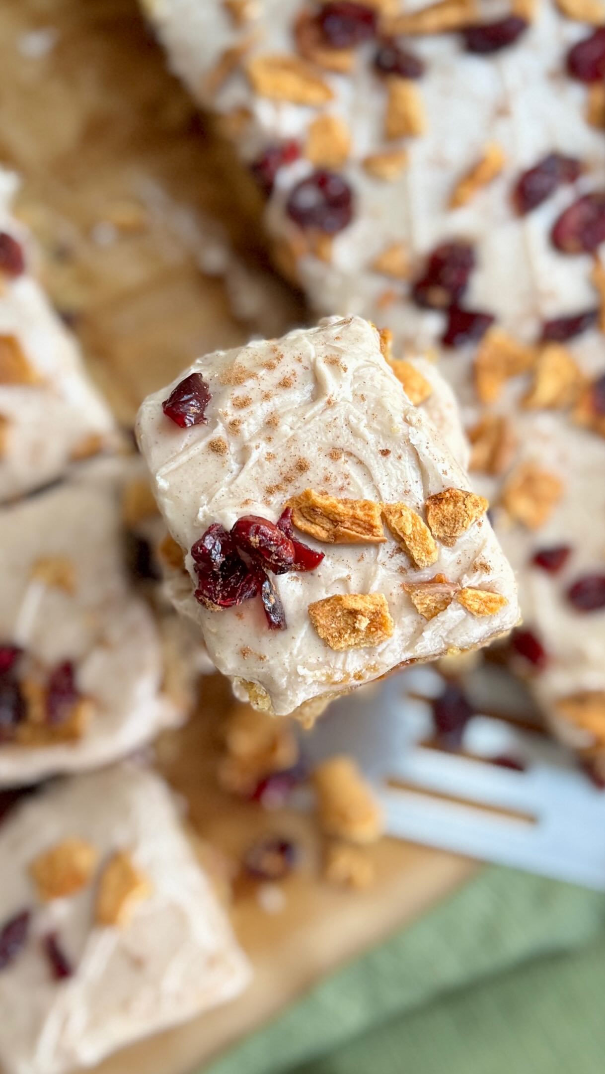 The caramel frosting on this cake is honestly almost reason enough to make it. 🍎

One bowl, 25 minutes & a caramel frosting oh my!

This cran-apple snack cake is the new FALL Bake of the season!

Dried apples & cranberries, apple pie spice, & that dreamy frosting you can make as a drizzle OR a full-on frosting situation. You pick!

Here’s how easy this is:
🍎 Stir dried apples + cranberries into your dry ingredients
🥣 Mix wet into dry — one bowl, done
🫙 Bake 22-25 min at 375°F until a toothpick comes out clean
✨ Whisk together the caramel frosting & spead it on
🍂 Slice, serve & try not to eat the whole pan

Gluten free? I’ve got the easy sub for you as well!

Comment RECIPE and I’ll send the link straight to your DMs!

https://backporchpaleo.com/2026/08/13/cran-apple-snack-cake/

@baresnacks @lehimills 
#easyrecipe #fallbaking #applerecipe #snackcake #cranapple